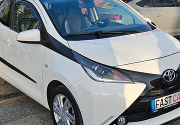 Toyota Aygo (X) 88.967 km 6.500 &euro; Berlin 13509