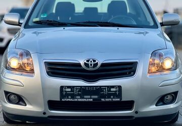 Toyota Avensis 112.666 km 5.750 &euro; Wildau 15745