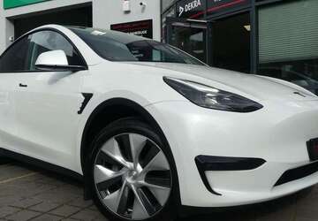 Tesla Model Y 113.988 km 31.800 &euro; Berlin 13156
