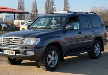 Toyota Land Cruiser 194.000 km 26.200 &euro; Berlin 12043