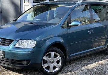 VW Touran 292.000 km 2.290 &euro; Berlin 12524