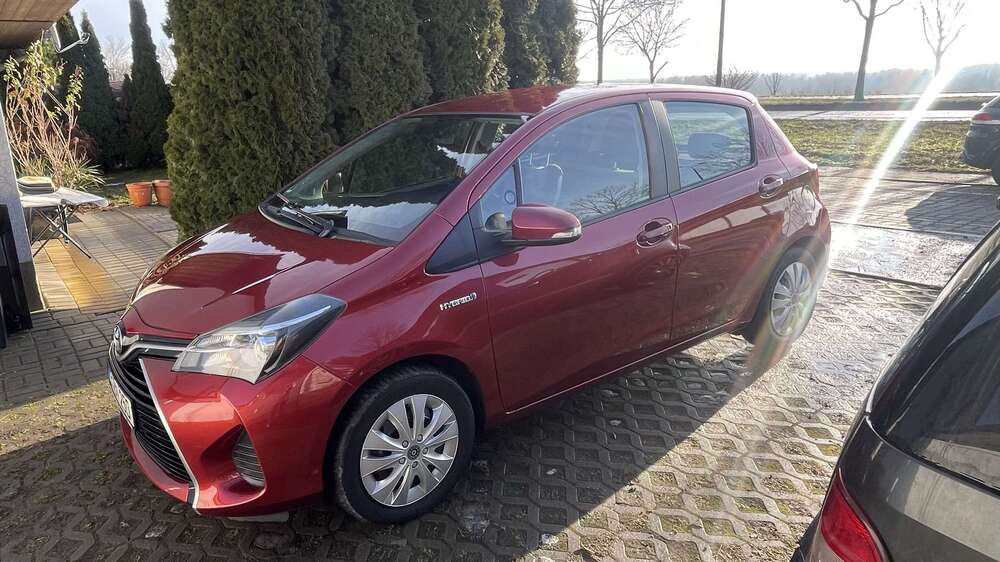 Toyota Yaris 102.330 km 10.900 &euro; Berlin 12623