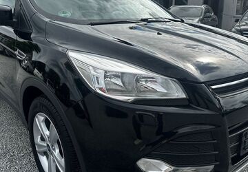 Ford Kuga 94.929 km 9.999 &euro; Schönefeld/ OT Großziethen 12529