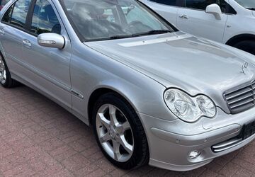 Mercedes-Benz C 200 155.390 km 4.500 &euro; Berlin 13127