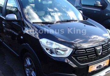 Dacia Lodgy 81.000 km 15.990 &euro; Berlin 12681