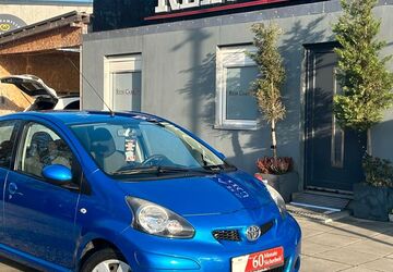 Toyota Aygo (X) 86.000 km 4.590 &euro; Berlin 13088