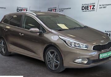 Kia ceed Sportswagon 71.070 km 8.880 &euro; Wildau 15745