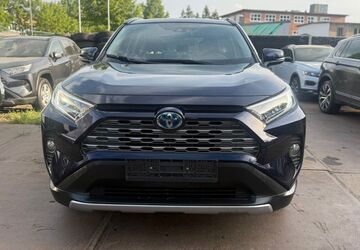 Toyota RAV 4 171.262 km 20.990 &euro; Berlin 12351