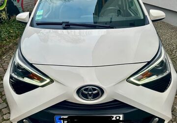 Toyota Aygo (X) 21.000 km 12.700 &euro; Berlin 10969