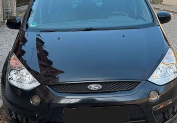 Ford S-Max 358.599 km 2.900 &euro; Potsdam 14467