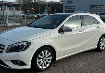 Mercedes-Benz A 180 118.000 km 11.990 &euro; Berlin 10315