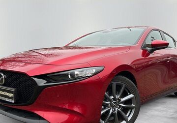 Mazda 3 26.654 km 21.990 &euro; Berlin 12247