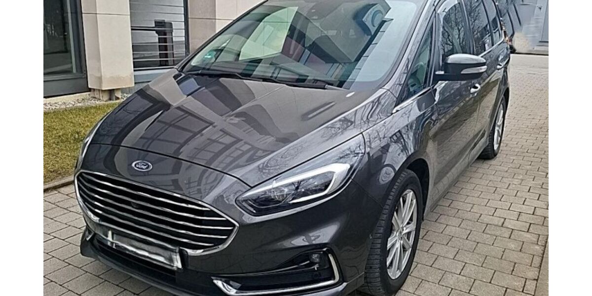 Ford S-Max 66.473 km 31.900 &euro; Berlin 12359