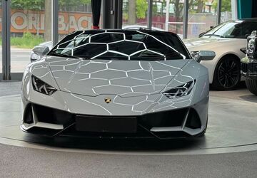 Lamborghini Huracán 4.716 km 299.000 &euro; Berlin 12277