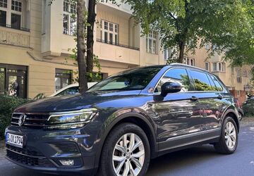 VW Tiguan 166.500 km 18.600 &euro; Berlin 10823