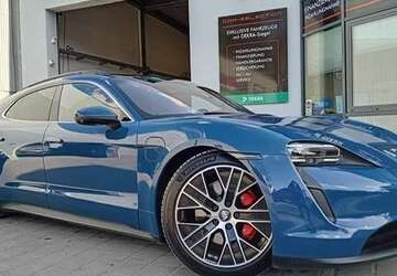 Porsche Taycan 23.495 km 66.800 &euro; Berlin 13156