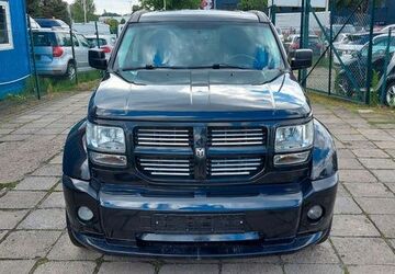 Dodge Nitro 160.000 km 9.500 &euro; Berlin 12107