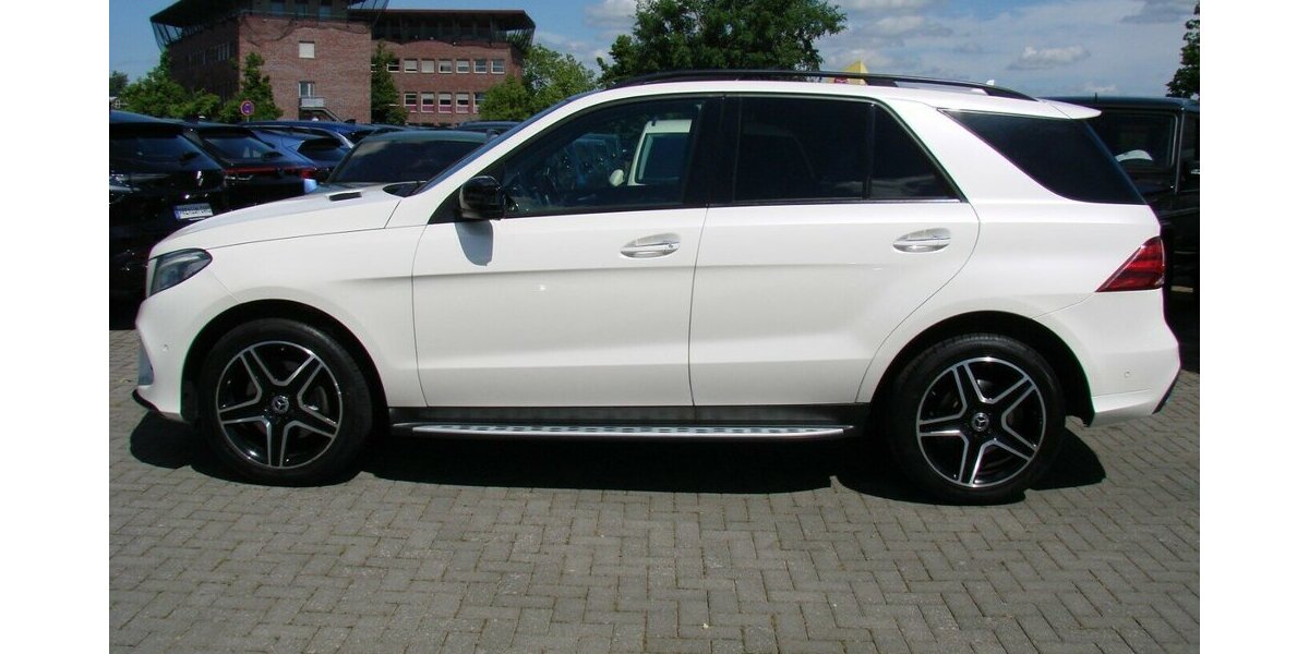 Mercedes-Benz GLE 350 AMG 4Matic Distronic+ LED Pano AHK H&K 94.231 km 35.980 &euro; Falkensee 14612