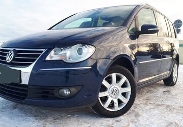 VW Touran 158.626 km 7.300 &euro; Hellersdorf 12629