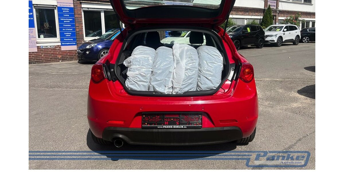 Alfa Romeo Giulietta 1.4 TB 16V Turismo*PDC*2Hand*LED*Tempo 125.000 km 6.480 &euro; Berlin 13187