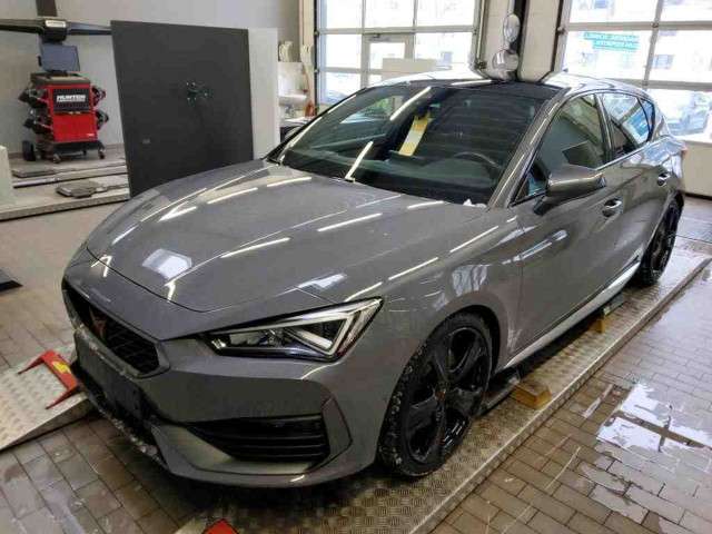 Cupra Leon 22.117 km 28.888 &euro; Berlin 12105