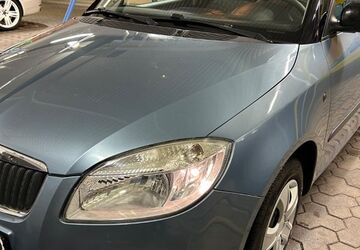 Skoda Fabia 127.000 km 3.950 &euro; Berlin 10963