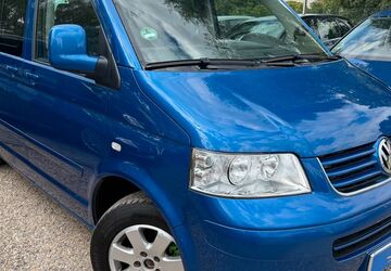 VW T5 Transporter 301.234 km 8.790 &euro; Berlin 13089