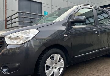 Dacia Lodgy 79.320 km 8.980 &euro; Berlin 13353