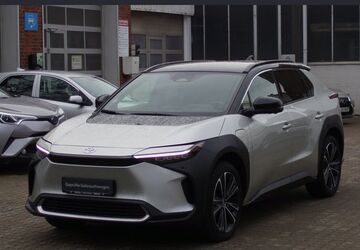 Toyota bZ4X 15.195 km 36.990 &euro; Berlin 13403