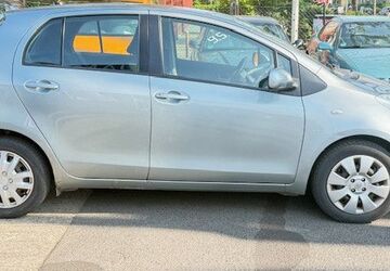 Toyota Yaris 114.900 km 5.990 &euro; Berlin 13437