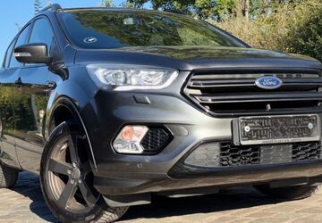 Ford Kuga 141.252 km 13.999 &euro; Berlin 12099