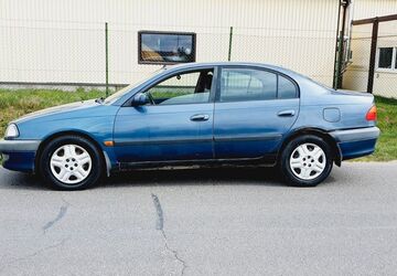 Toyota Avensis 135.445 km 2.400 &euro; Berlin 13629