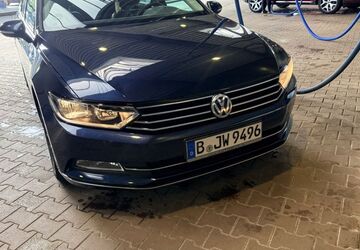 VW Passat 285.606 km 8.890 &euro; Berlin 13509