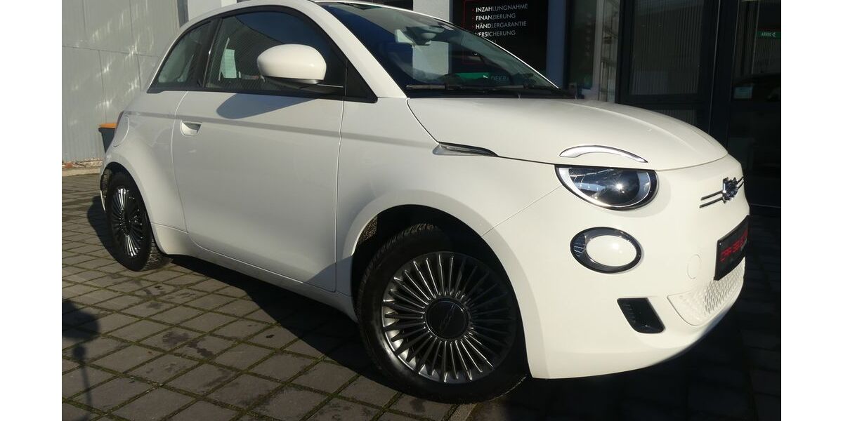 Fiat 500e 15.373 km 13.800 &euro; Berlin 13156