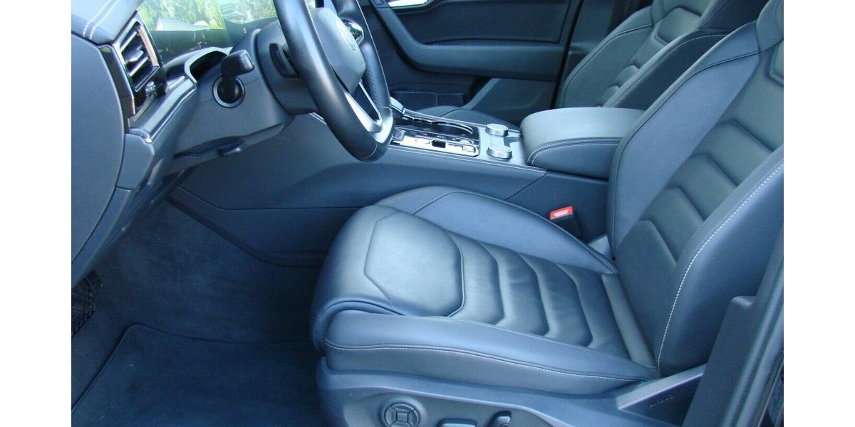 VW Touareg 3.0TDi Black Style 4M ACC LED AHK Luftfede 34.980 km 48.980 &euro; Falkensee 14612