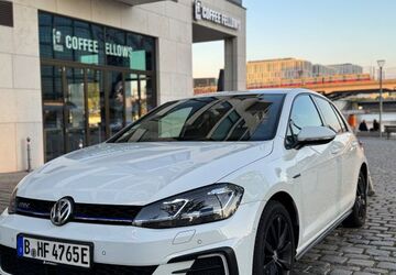VW Golf 93.000 km 15.850 &euro; Berlin 13593