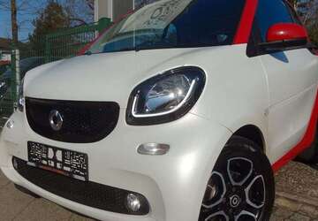 Smart forTwo 77.000 km 13.390 &euro; Berlin 12305
