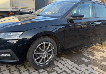 Skoda Octavia 74.000 km 20.800 &euro; Berlin 13581