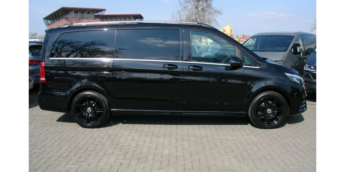 Mercedes-Benz V 300 d AMG 4Matic Pano Burmester Distronic LED SH 87.893 km 50.980 &euro; Falkensee 14612