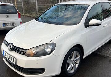 VW Golf 219.820 km 2.990 &euro; Berlin 13597