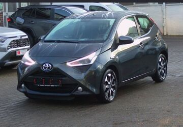 Toyota Aygo (X) 47.719 km 10.750 &euro; Berlin 13403