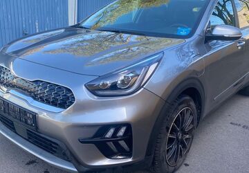 Kia Niro 32.500 km 18.990 &euro; Berlin 13589