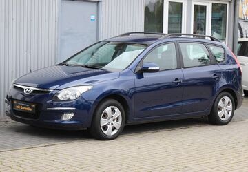 Hyundai i30 93.318 km 7.980 &euro; Berlin 13089