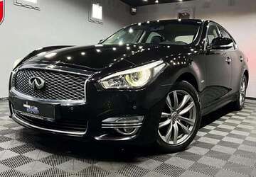 INFINITI Q70 77.303 km 17.440 &euro; Berlin 12305