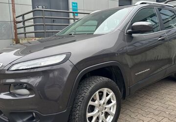Jeep Cherokee 109.838 km 11.480 &euro; Berlin 13353