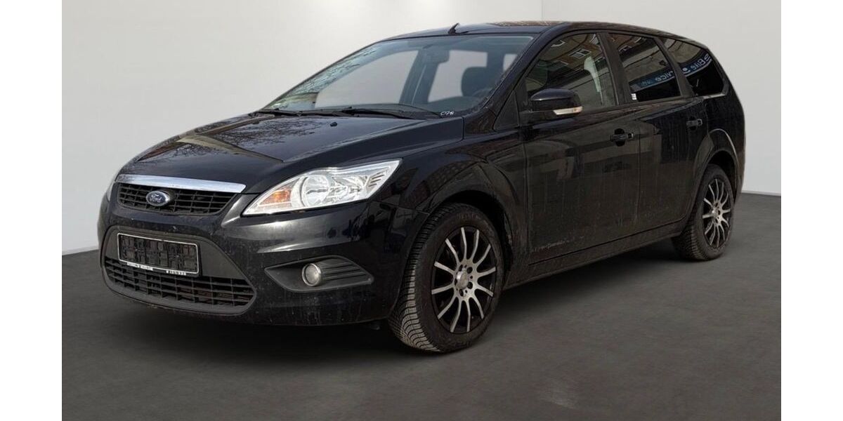 Ford Focus 173.000 km 2.600 &euro; Velten 16727