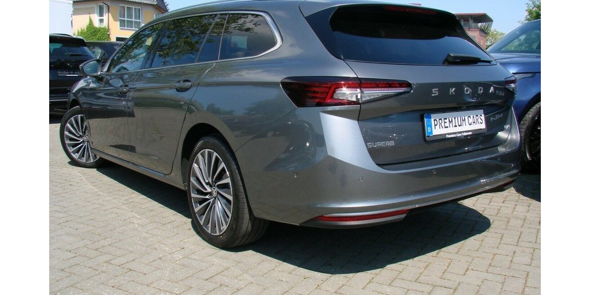 Skoda Superb 2.0TDi L&K 4x4 ACC LED AHK H&K 360º 41.532 km 38.480 &euro; Falkensee 14612