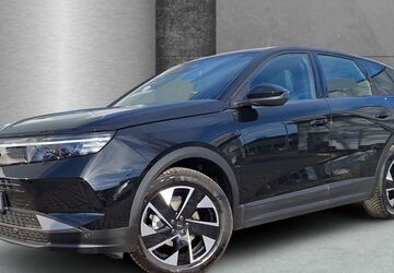 Opel Grandland (X) 8.561 km 28.290 &euro; Berlin 10409