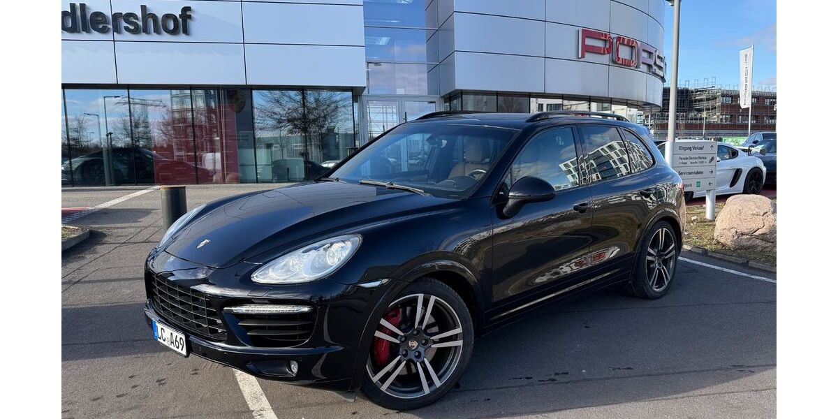 Porsche Cayenne 140.960 km 28.500 &euro; Schönefeld 12529