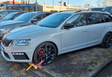 Skoda Octavia 109.000 km 22.900 &euro; Berlin 13599